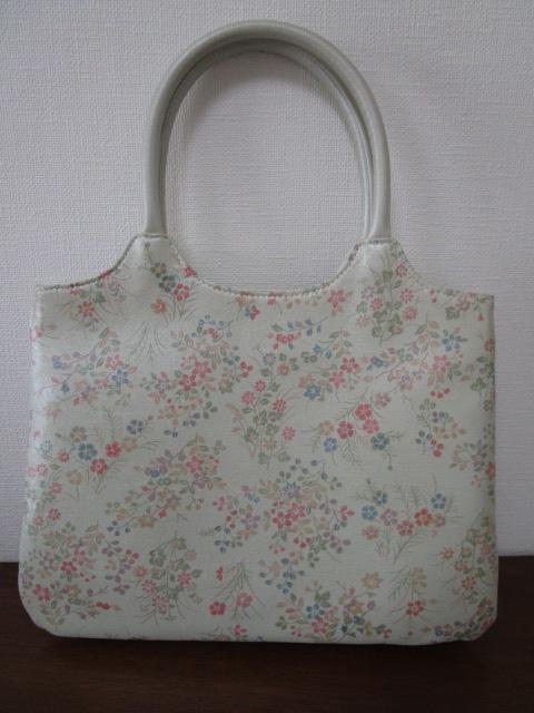 ���a���g�� �a���o�b�O �{�v ���򔒋� �p�X�e�����ԕ� �̎ʐ^1