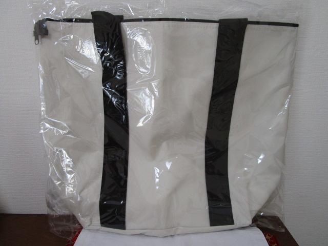 ���g�p �x�[�V�b�N���m�N���ۗ≷�o�b�O �z���C�g �̎ʐ^3