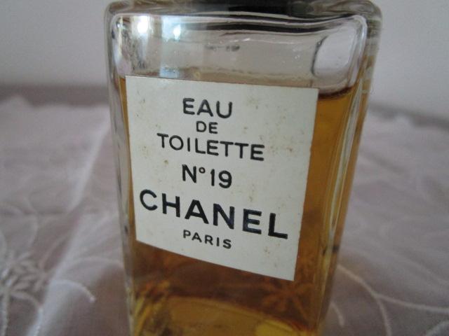 CHANEL �V���l�� NO19 �I�[�h�g���� 60ml �c�ʑ� �̎ʐ^4