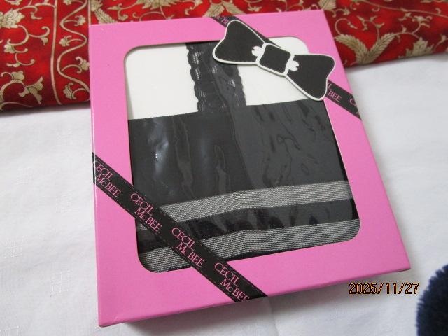 �Z�V���}�N�r�[ CECIL McBEE ���C���K�[�^�[ �� �̎ʐ^1