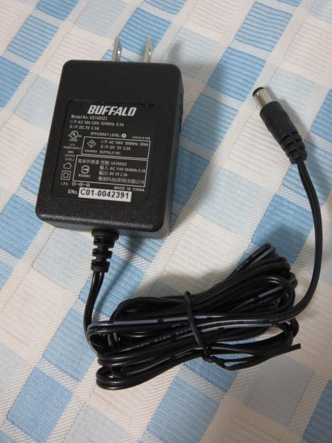 BUFFALO AC�A�_�v�^ US100523 DC5V2.3A �̎ʐ^1