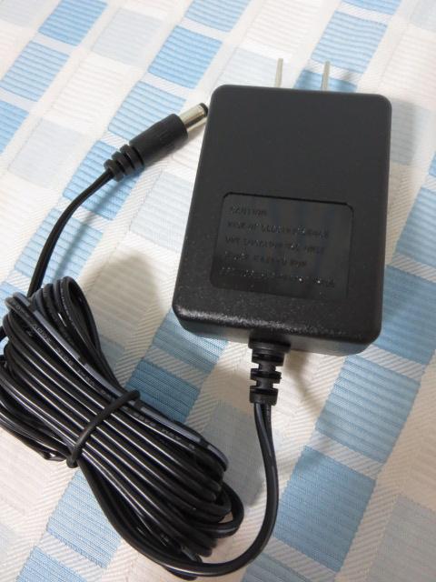 BUFFALO AC�A�_�v�^ US100523 DC5V2.3A �̎ʐ^3