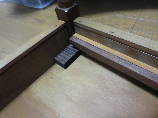 �ؐ��T�C�h�e�[�u�� �召2�g �l�X�g�e�[�u�� �l�W�� �̎ʐ^8