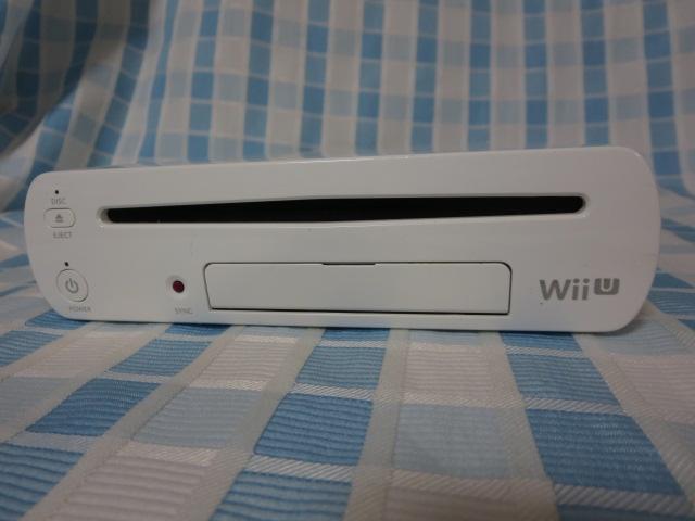 WiiU�{�̂̂� �}���I�J�[�g8�Z�b�g �� 32GB ���m�������ς� WUP-101 �̎ʐ^2