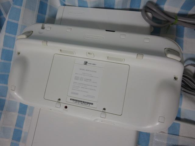 Wii U �X�v���g�D�[���Z�b�g �� 32GB �����ɗV�ׂ�Z�b�g+�}���I�J�[�g8 ���m�������ς� �̎ʐ^8