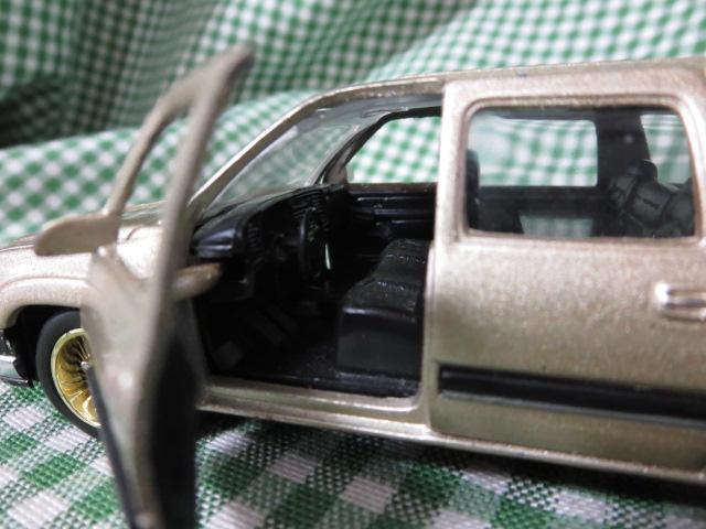 JADATOYS ~jJ[ 1/32 2000 CHEVROLET ̎ʐ^6