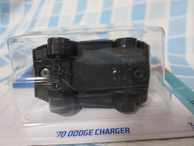 Hot Wheels �z�b�g�E�B�[�� '70 DODGE CHARGER TOONED HNK32-N910H �̎ʐ^5