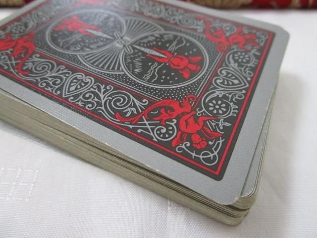 ���� BICYCLE �|�[�J�[�T�C�Y �g�����v TRAGIC ROYALTY AIR-CUSHION �u���b�N���C�g�Ō��� �̎ʐ^9