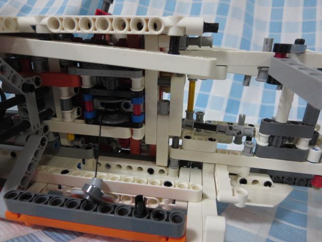 LEGO ���S 42052 �e�N�j�b�N �w�r�[���t�g �w���R�v�^�[�̎c�[ �W�����N �̎ʐ^6