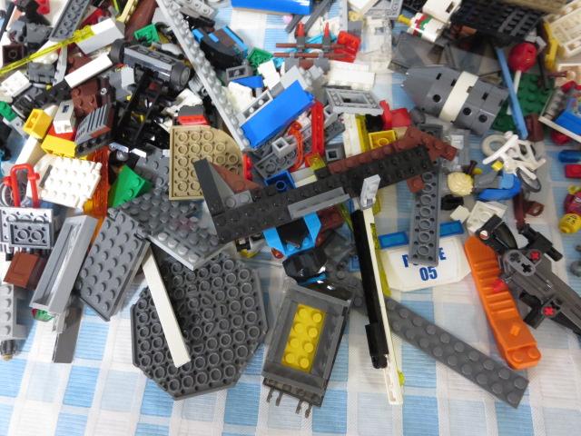 LEGO���S �����ȃZ�b�g�̃p�[�c�����፬����R 2.2kg�Z�b�g �̎ʐ^5