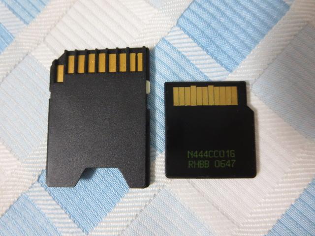 PULSE miniSD�J�[�h 1GB �A�_�v�^�t �̎ʐ^2