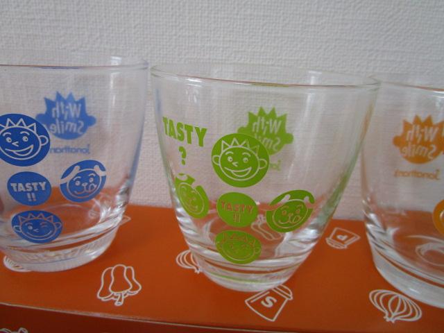 �񔄕i �t�@�~���X �W���i�T�� �X�}�C���O���X 3�~2�Z�b�g ���g�p �̎ʐ^2