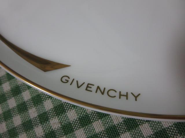 GIVENCHYWoV[ ʃ~[gv[g 25cm ̎ʐ^2