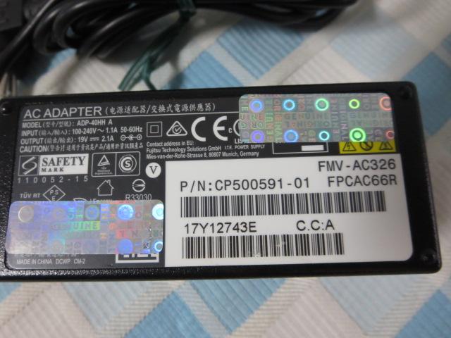 FUJITSU ACA_v^ ADP-40HH A FMV-AC326C DC19V/2.1A Oa5.5 a2.6 ̎ʐ^3